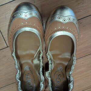 NEW Tod's Dee Forature Ballerina Flats (Size 35)